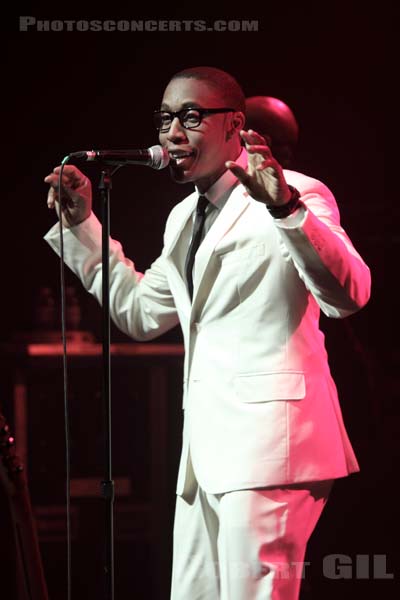 RAPHAEL SAADIQ - 2009-04-14 - PARIS - Le Bataclan - 